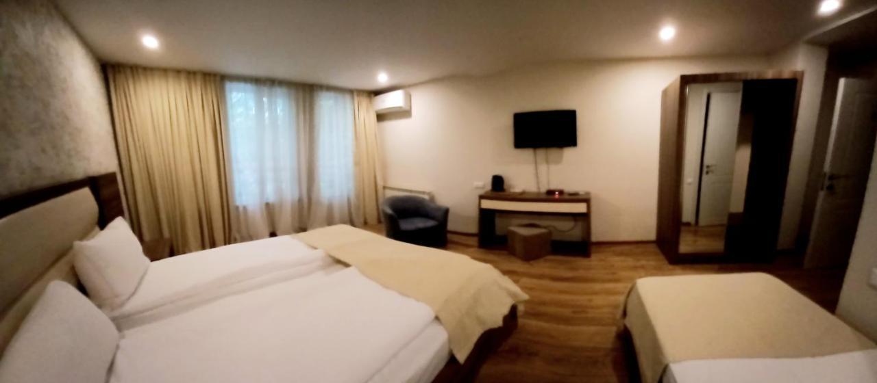 Hotel Lile Tbilisi Exteriér fotografie