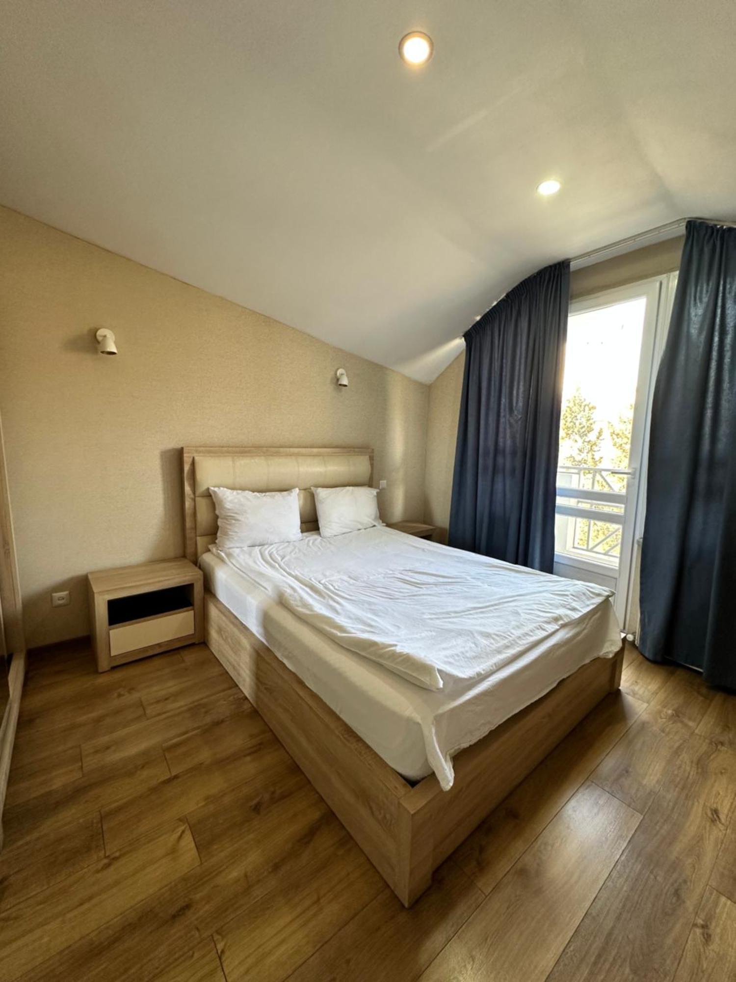 Hotel Lile Tbilisi Exteriér fotografie